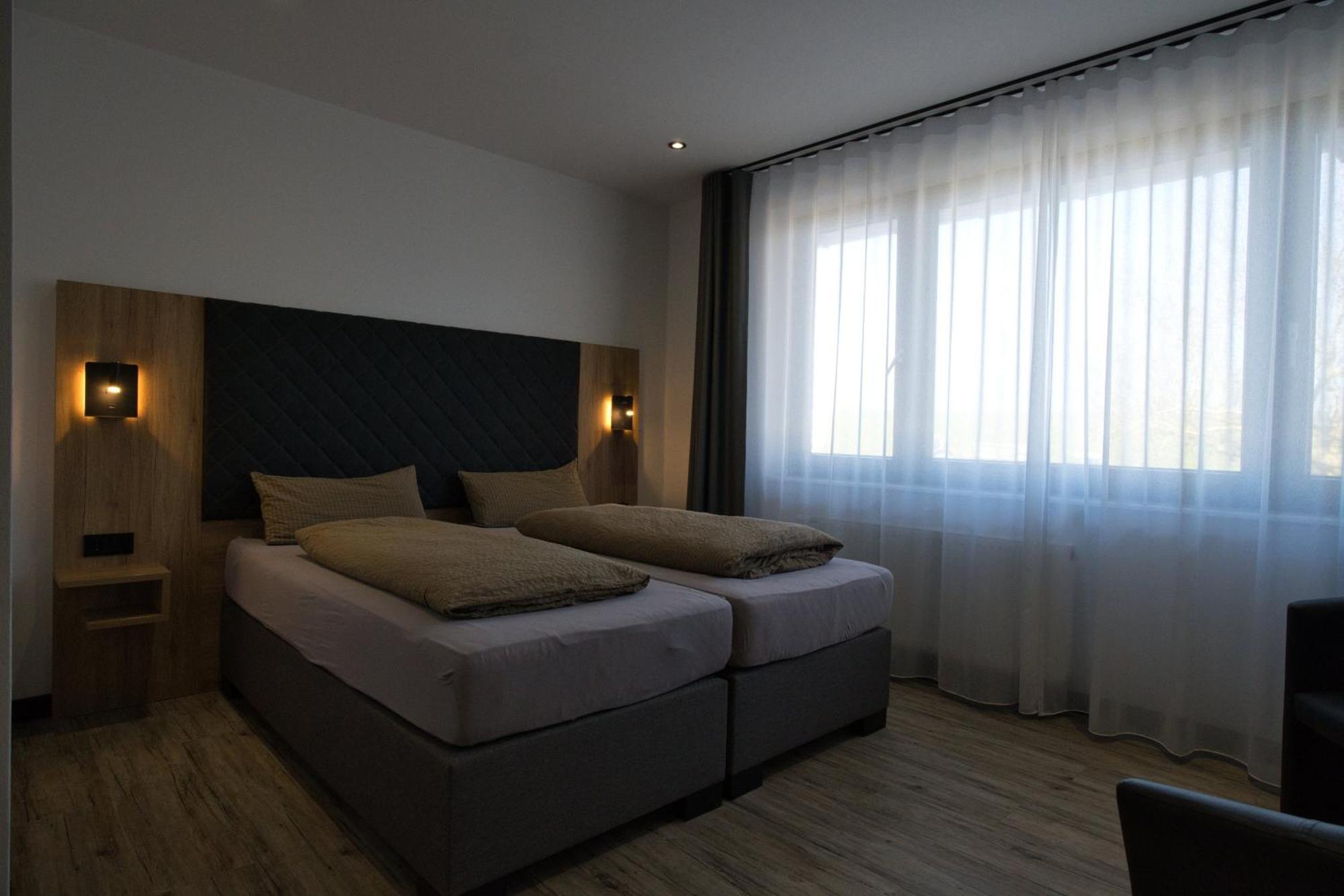 Meerzeit Strandhotel Нойхарлингерзийл Екстериор снимка